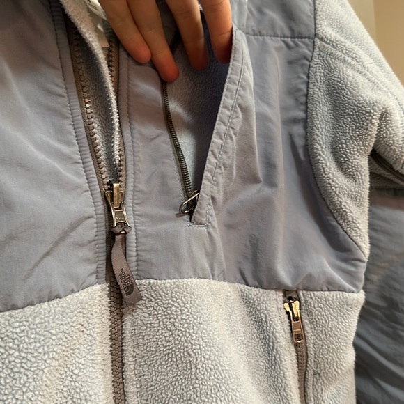 The North Face Women’s Denali Fleece Jacket - Picture 4 of 5